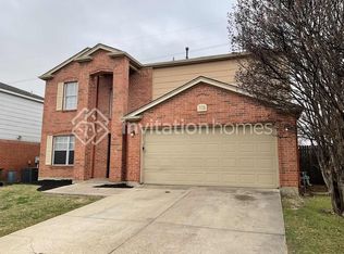 115 Amber Ridge Dr, Arlington, TX 76002