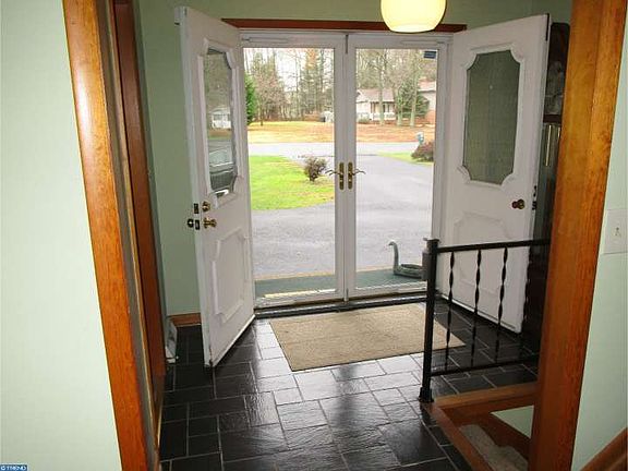 4th image of 95 Hickory Dale Dr