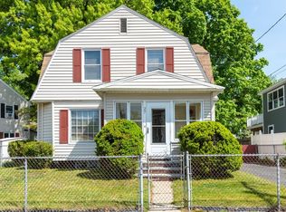 27 Salem St, Lawrence, MA 01843