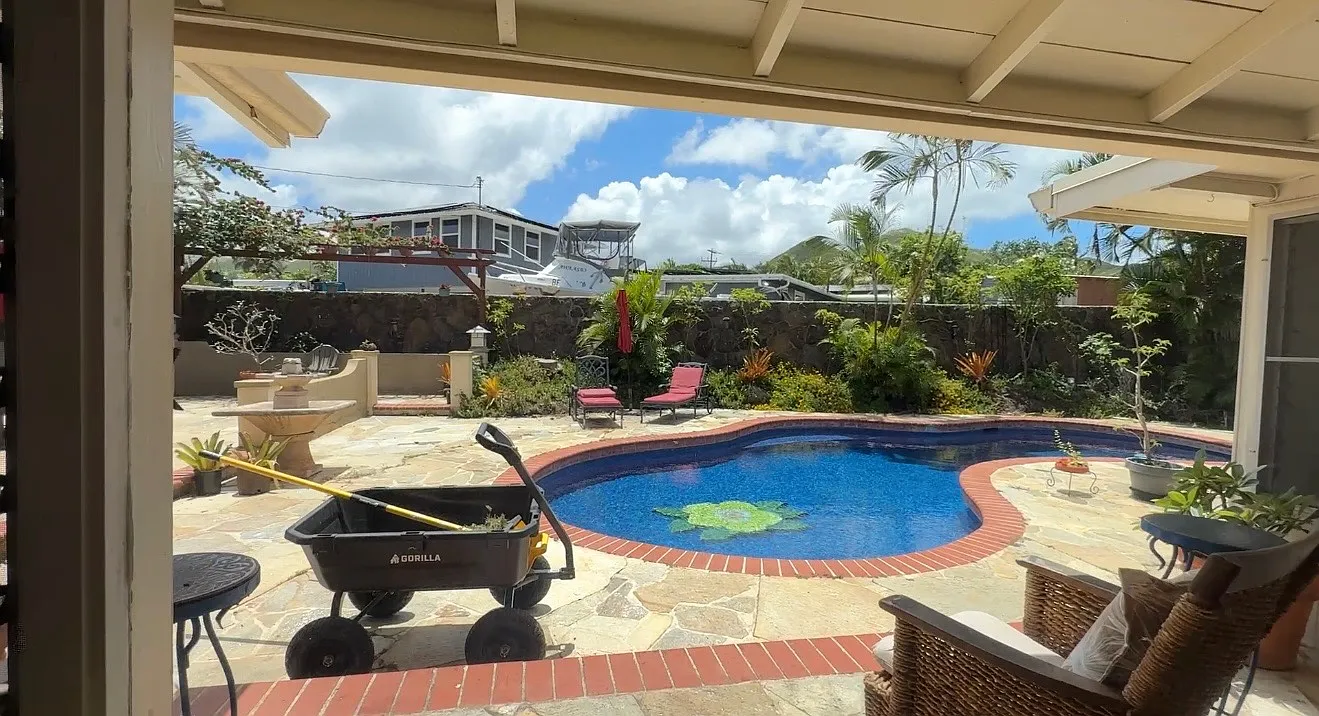 939 N Kalaheo Ave — Photo 2