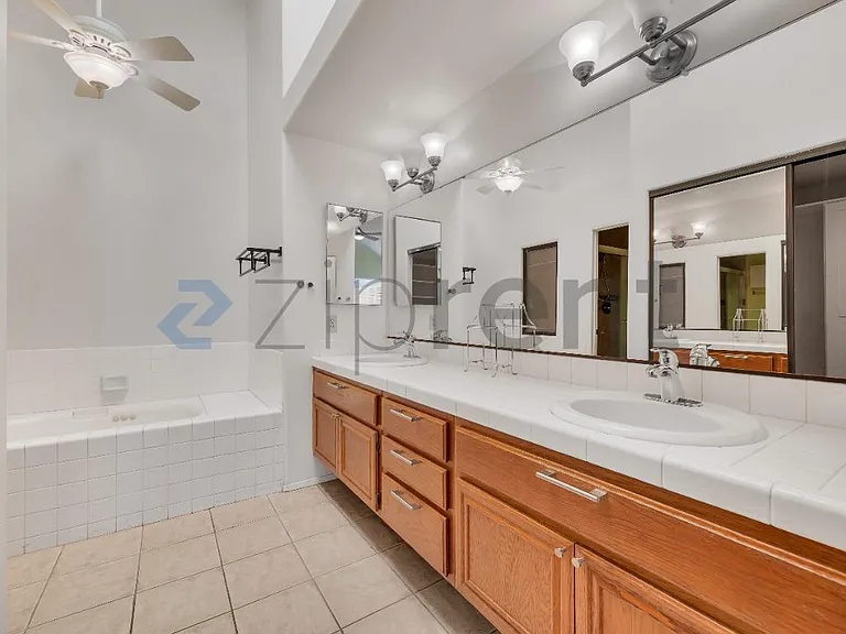 12132 Caddy Row — Photo 14