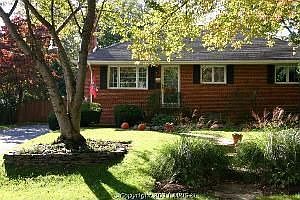 2nd image of 3548 Ewell St