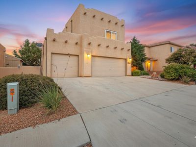 10004 Rio Canon Ave SW, Albuquerque, NM, 87121