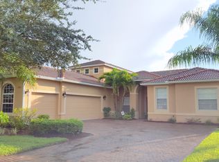 13121 Gray Heron Dr, North Fort Myers, FL 33903