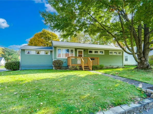 2891 10th St, Cuyahoga Falls, OH 44221