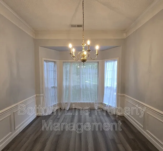 4134 Beauvista Dr — Photo 8