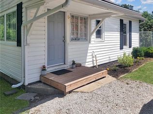 26 W Oak St, Trimble, MO 64492