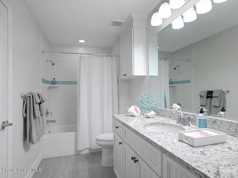 1045 Highway A1A #304 — Photo 9