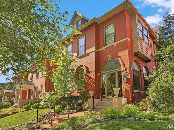 3451 Halliday Ave, Saint Louis, MO 63118