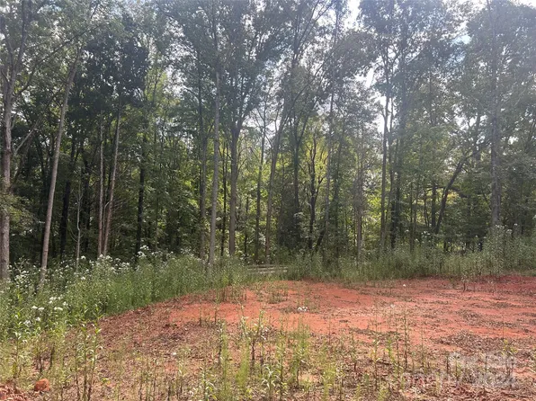 4754 Wylies Mill Rd, Edgemoor, SC 29712