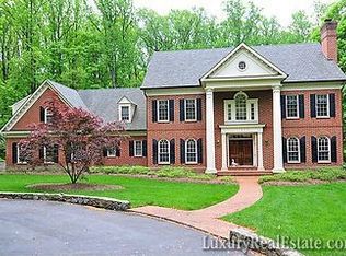 11220 River View Dr, Potomac, MD 20854
