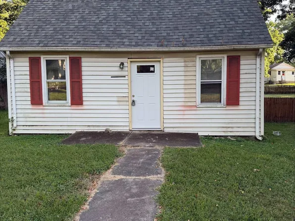 1118 E Melbourne Ave, Peoria, IL 61603