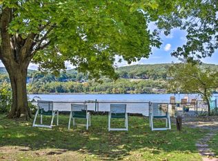 24 Hudson River Ln, Garrison, NY 10524