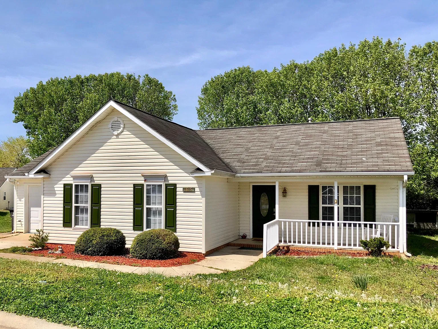 1815 Ardenton Drive — Photo 1