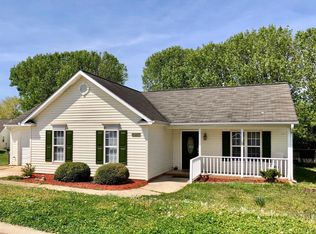 1815 Ardenton Dr, Winston Salem, NC 27127