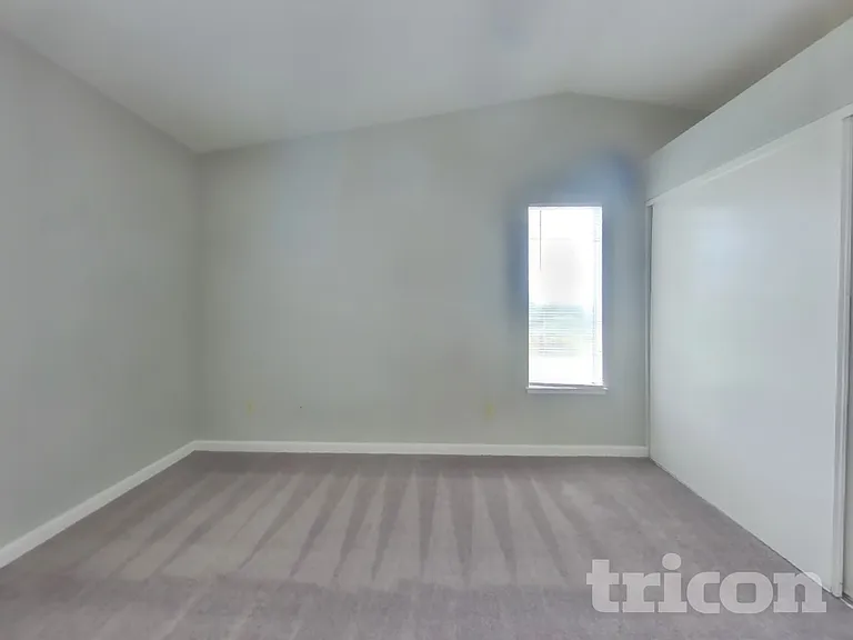 213 Jana Way — Photo 7