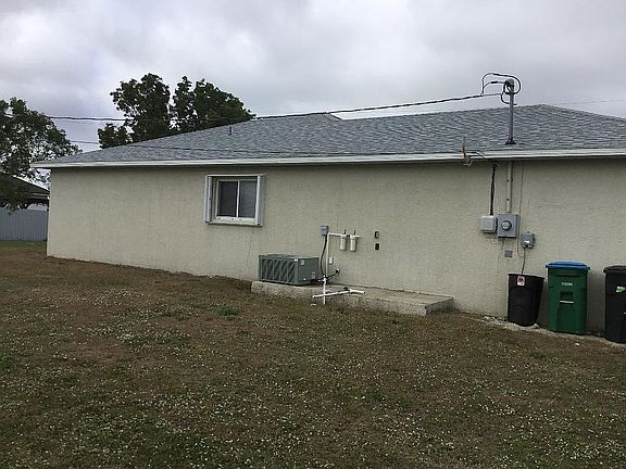 2nd image of 720 SW 15th Ter