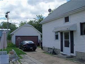 3rd image of 235 Cleveland Dr