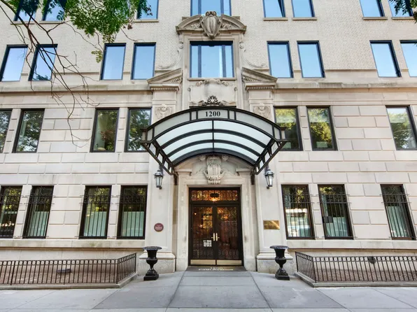 1200 Fifth Avenue 1B image 1 of 10