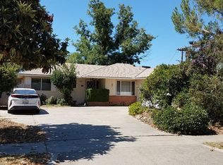1255 E Almendra Dr, Fresno, CA