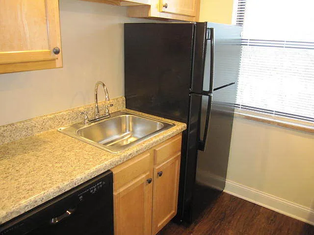 29 Cedar Blvd — Photo 3