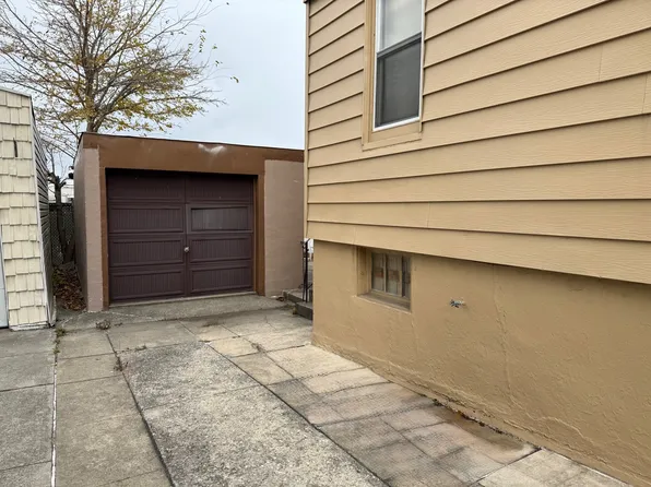 64-41 60th Avenue image 3 of 30