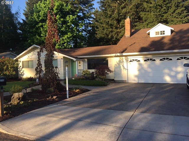 1st image of 4715 NE 64th Ave