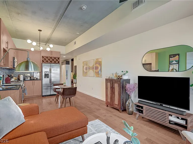 353 E Bonneville Ave #569 — Photo 8