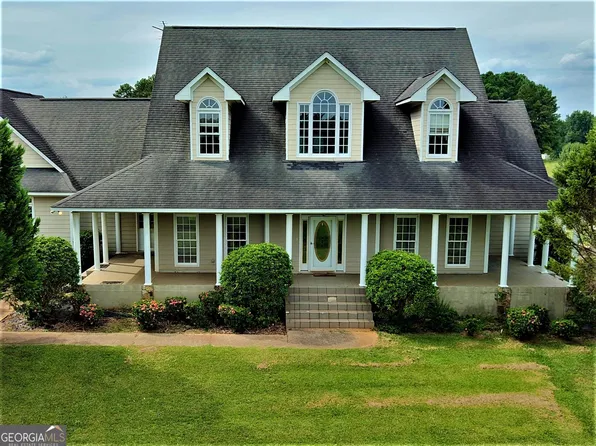 1046 County Road 540, Valley, AL 36854