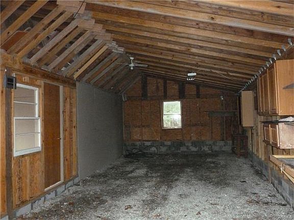 5th image of 8206 Cobbler Ct