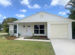 23260 New Coach Way, Boca Raton, FL 33433