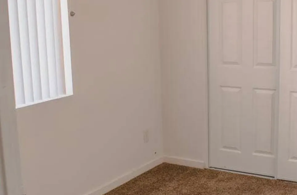 4 bed, 1015 sqft, $600 — Photo 4