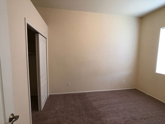 4th image of 663 Miranda St #B