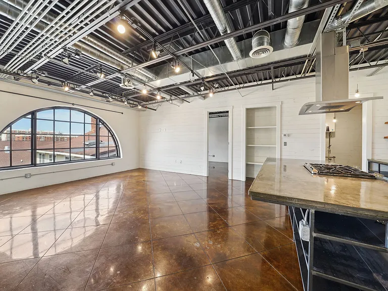 Lofts on 15th — Photo 24