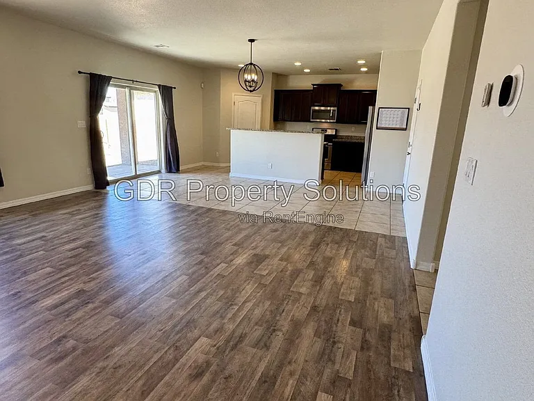 305 Manuel Sanchez Pl SW — Photo 9