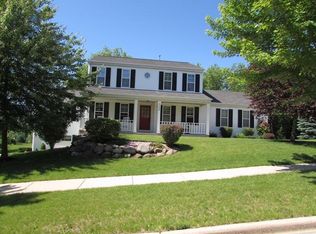 724 Oak St, Burlington, WI 53105