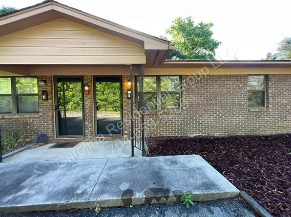201 Arthur Dr #I, Thomasville, NC 27360