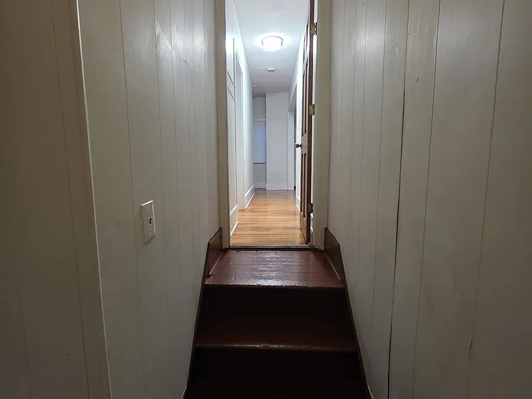 214 Maple Ave #2L — Photo 2