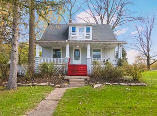 5369 Bartlett Rd, Bedford Heights, OH 44146