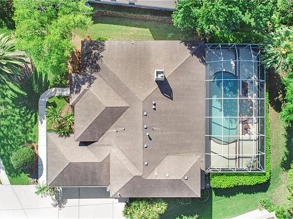 3rd image of 10307 Greenhedges Dr
