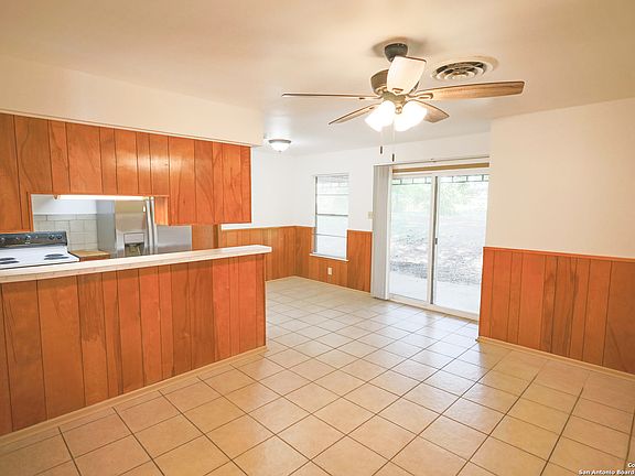 4th image of 3827 VIEWSITE DR