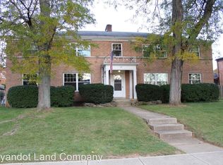 90 E Henderson Rd #10601538, Columbus, OH 43214