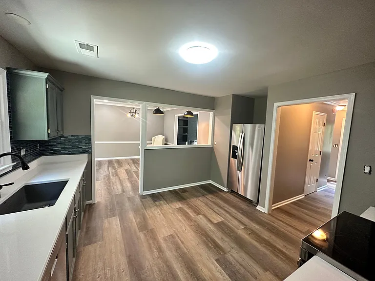 4830 Hampton Square Dr — Photo 5