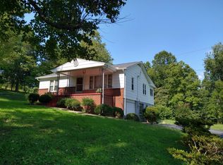 473 Woolsey Rd, Harriman, TN 37748