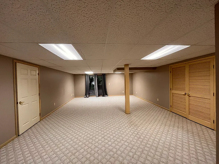 5763 Som Center Rd — Photo 13