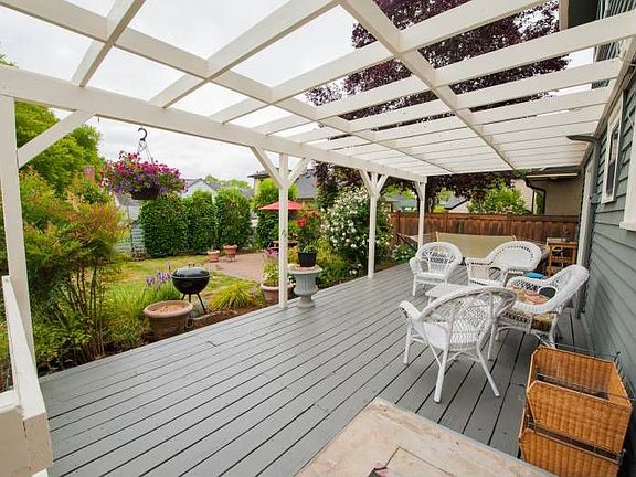 Arbored Back Deck