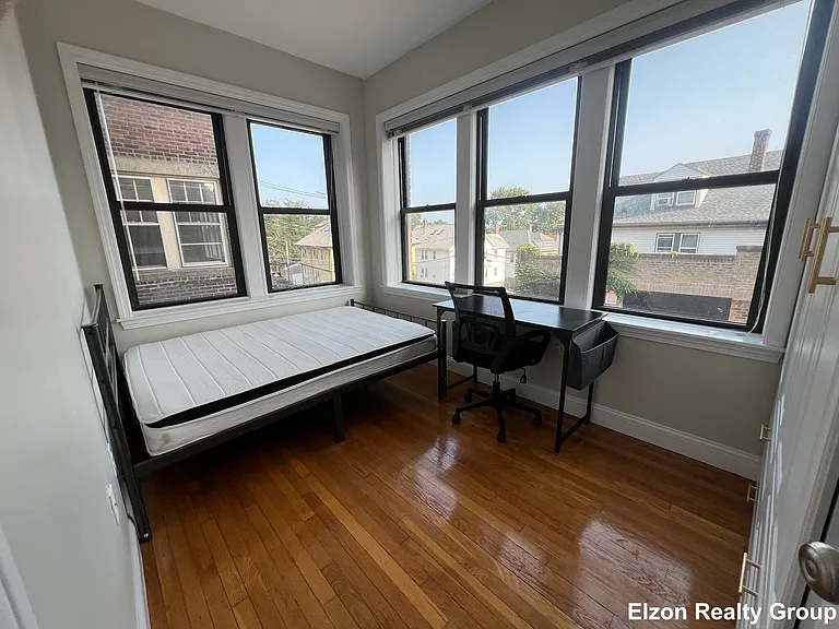 2021 Commonwealth Ave #A — Photo 10