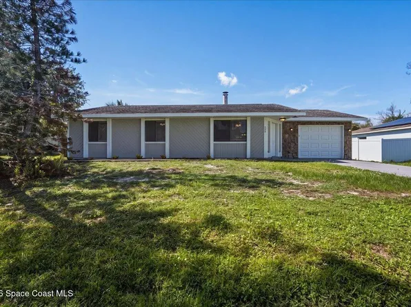 428 Trumpet St SW, Palm Bay, FL 32908