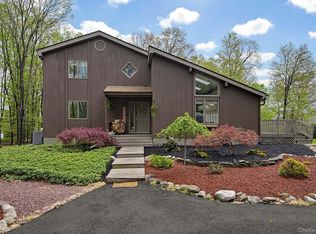 93 Walling Rd, Warwick, NY 10990
