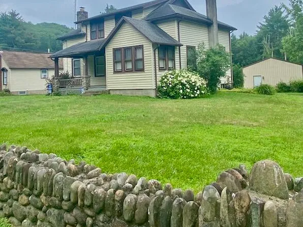 558 Effort Neola Rd, Saylorsburg, PA 18353